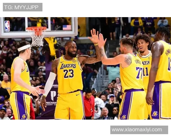 湖人队与灰熊队激战正酣2019年2月26日精彩对决回顾